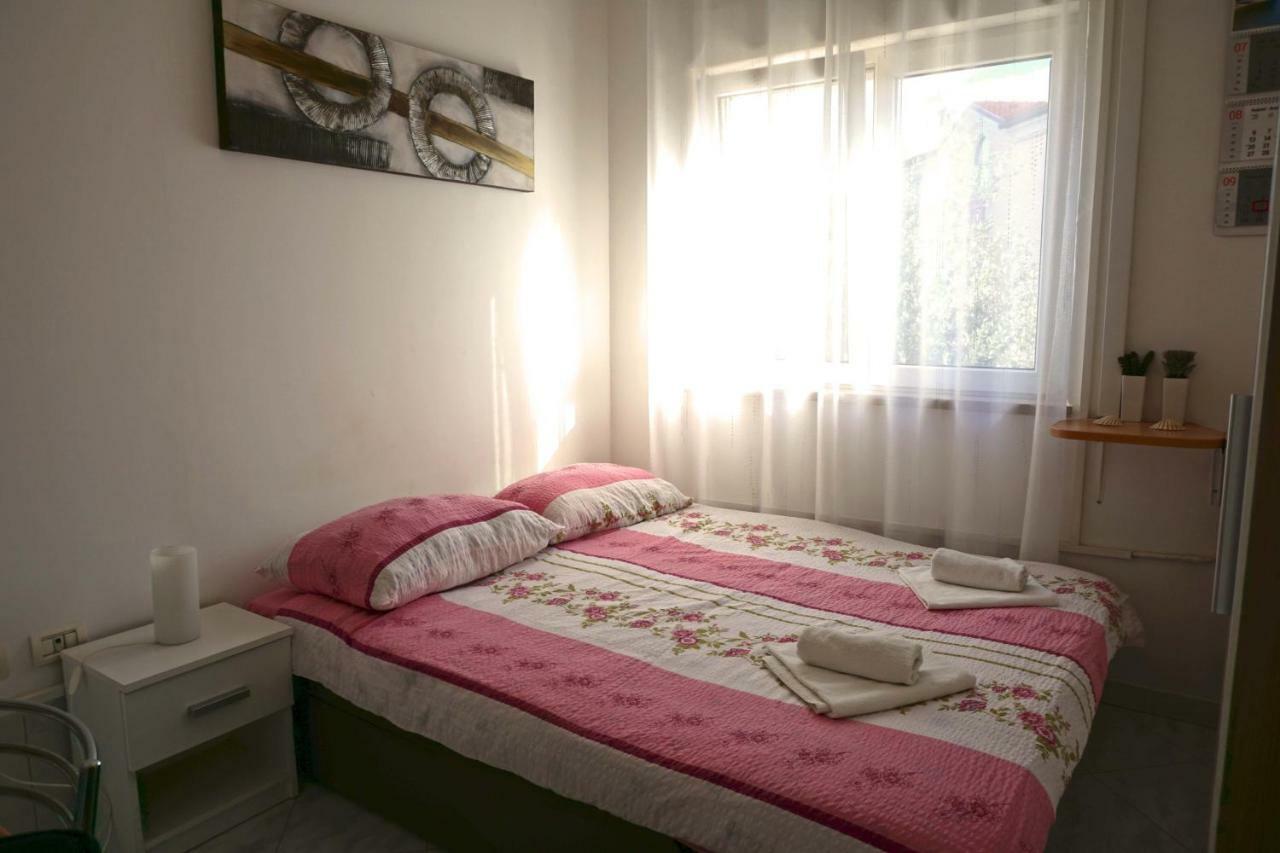 Apartment Umag Nelly Eksteriør bilde